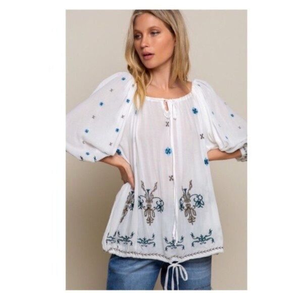 OFF White Boho Embroidered w/ Floral Detail Top - Picture 11 of 16